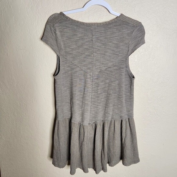Anama Hi-Lo Tunic Top Women's Medium Gray Ruffle Cap Sleeve Boho Light Academia - Picture 4 of 8